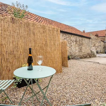 Pass The Keys The Nest, 1 Bed Flat In The Heart Of