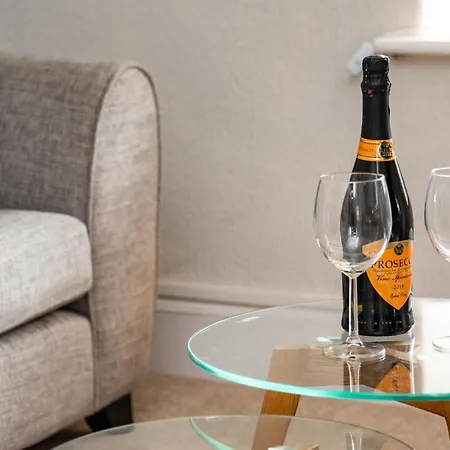 Pass The Keys The Nest, 1 Bed Flat In The Heart Of Apartment