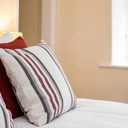Pass The Keys The Nest, 1 Bed Flat In The Heart Of Apartment