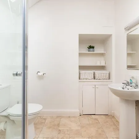 Pass The Keys The Nest, 1 Bed Flat In The Heart Of *